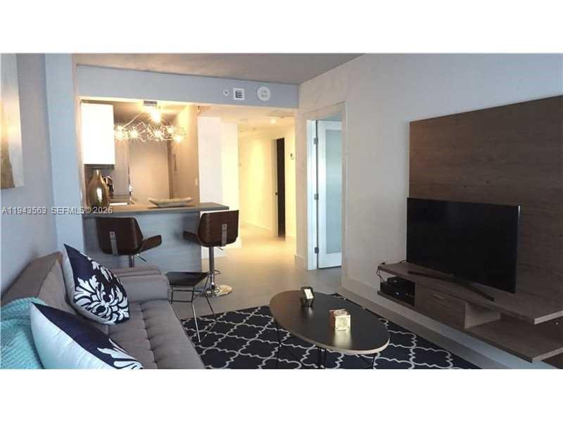 THE DECOPLAGE CONDO - Residential