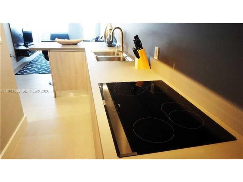 THE DECOPLAGE CONDO - Residential