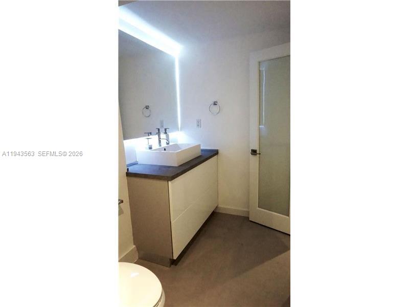 THE DECOPLAGE CONDO - Residential