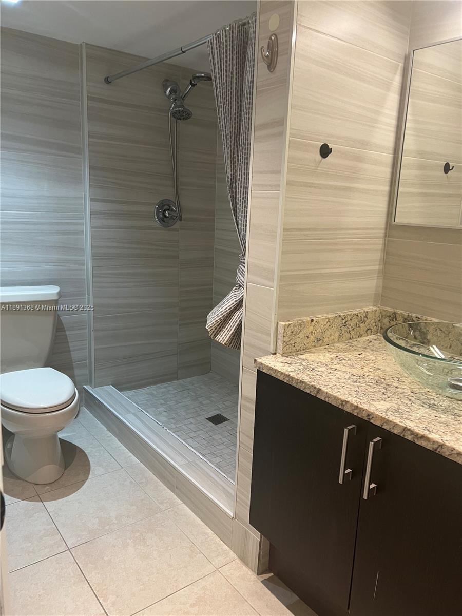 SANDPIPER CONDO - Residential Lease