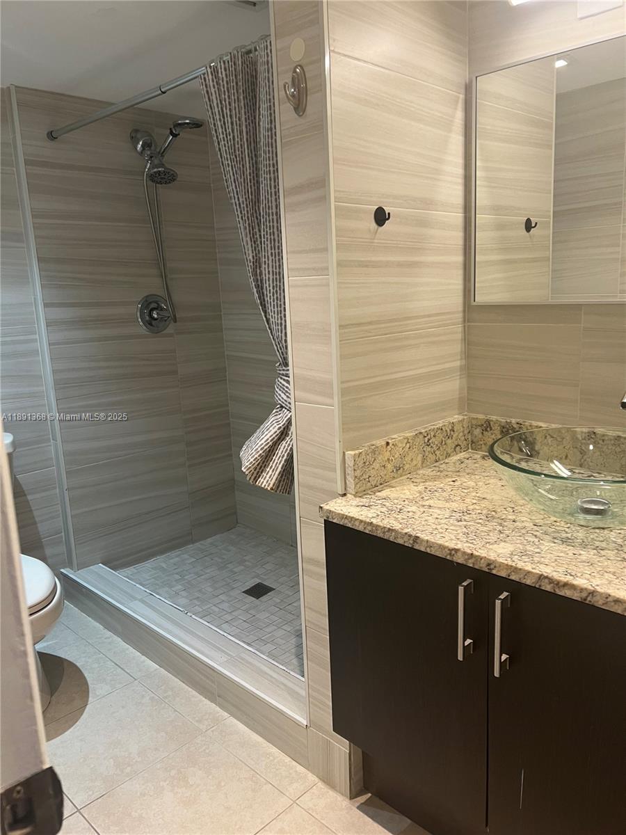 SANDPIPER CONDO - Residential Lease
