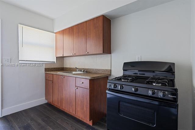 TALLAMOODY 1ST ADDN - Residential Lease