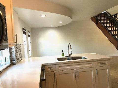 3356 Bird Ave 10 Miami FL 33133