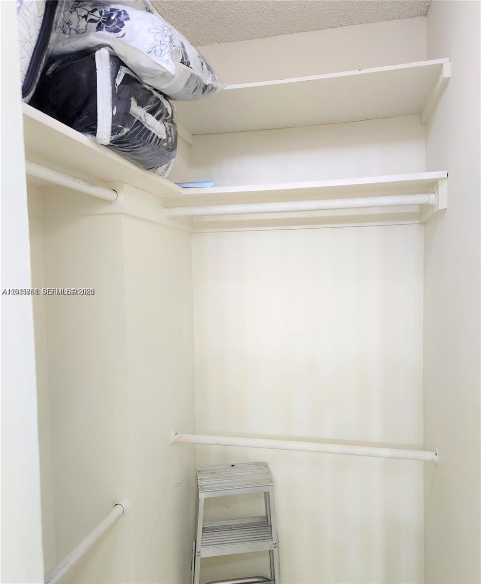 BONAVISTA CONDO - Residential Lease