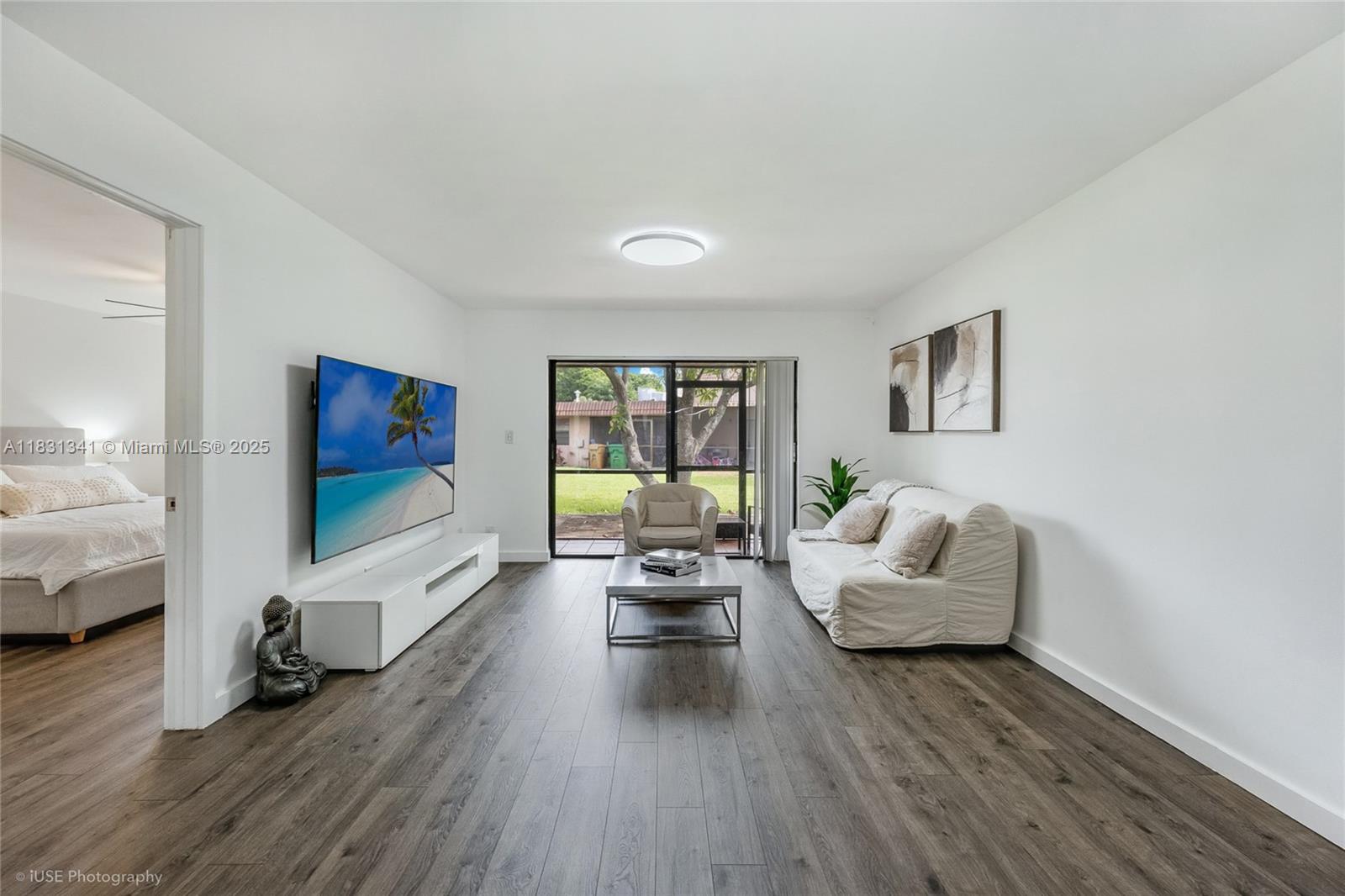 VALENCIA VILLAGE CONDO PH - Residential