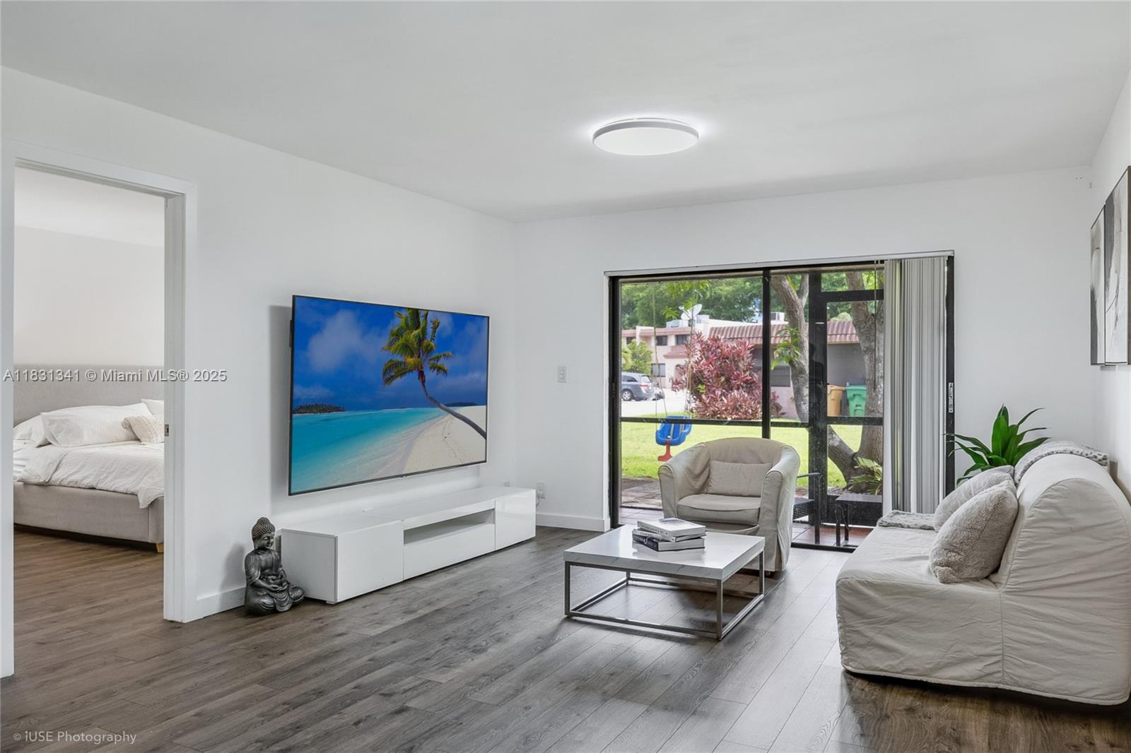 VALENCIA VILLAGE CONDO PH - Residential