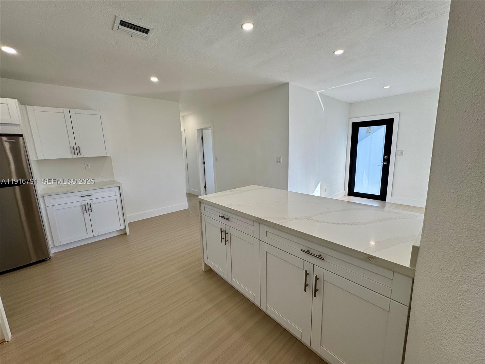 CAROL CITY GARDENS - Residential