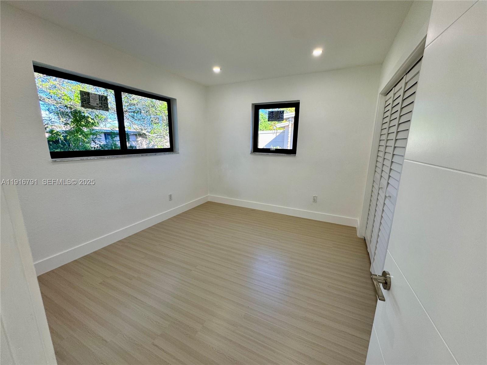 CAROL CITY GARDENS - Residential