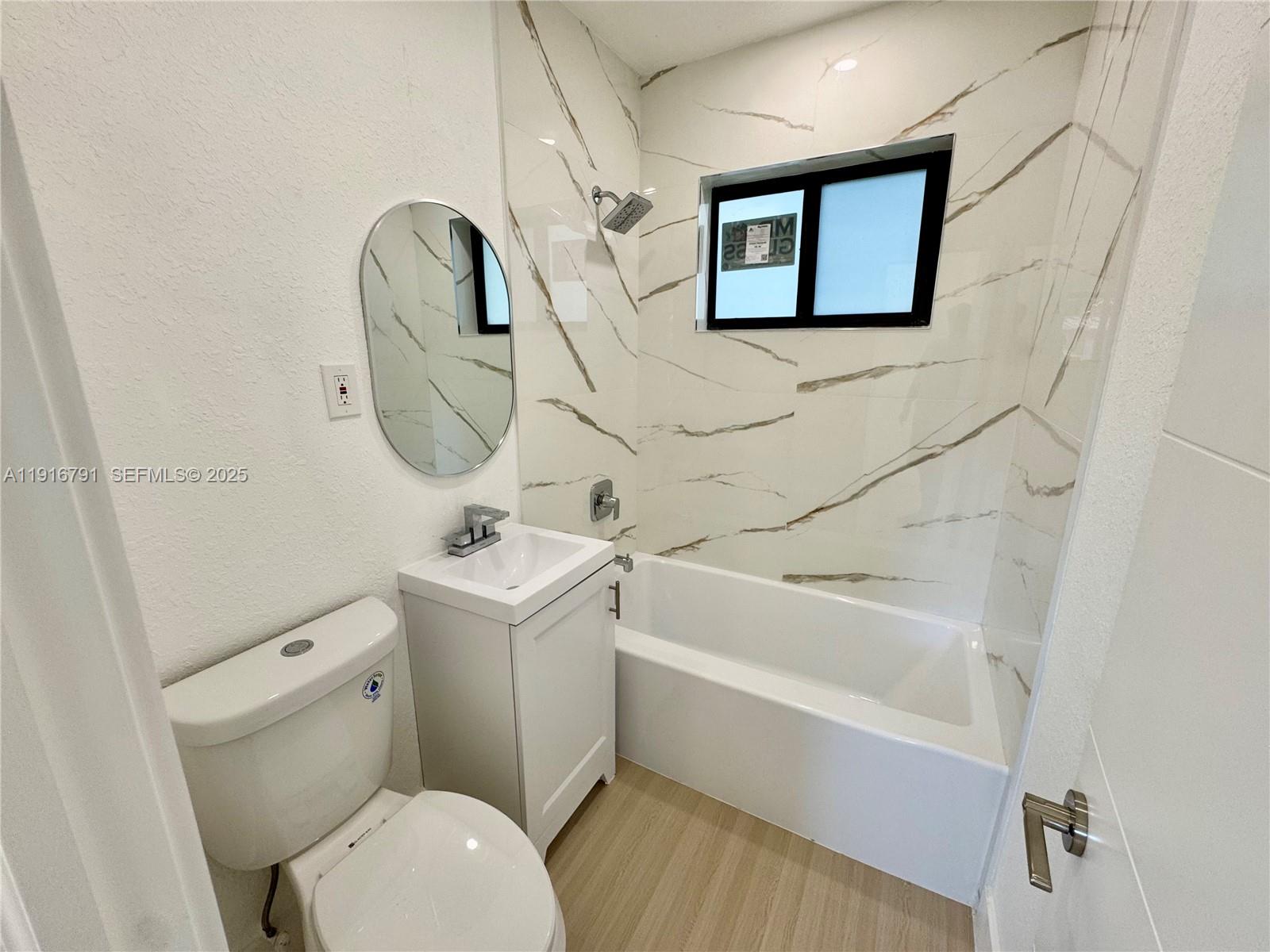 CAROL CITY GARDENS - Residential