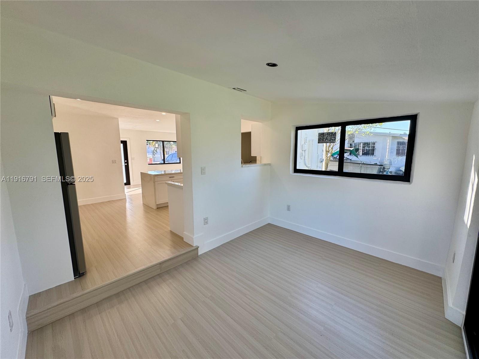 CAROL CITY GARDENS - Residential