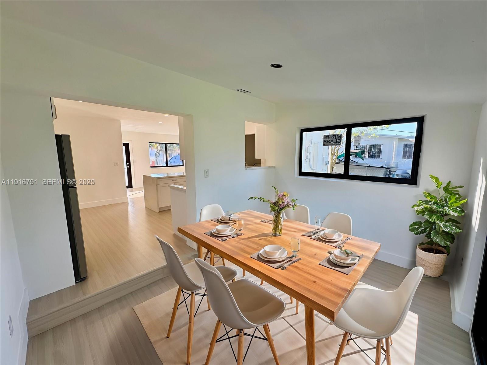 CAROL CITY GARDENS - Residential