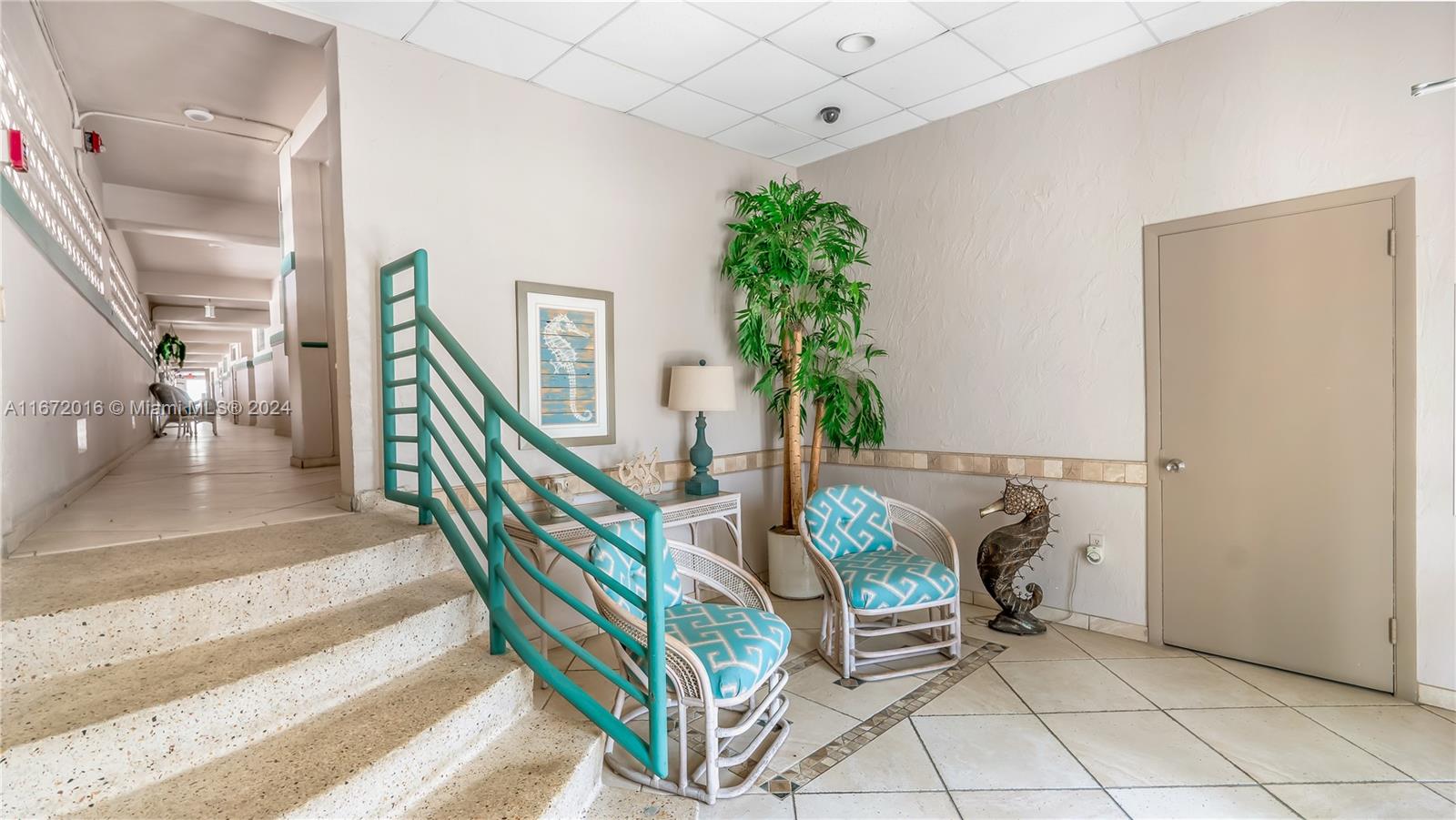 SEAHORSE OCEANSIDE APARTM - Residential Lease