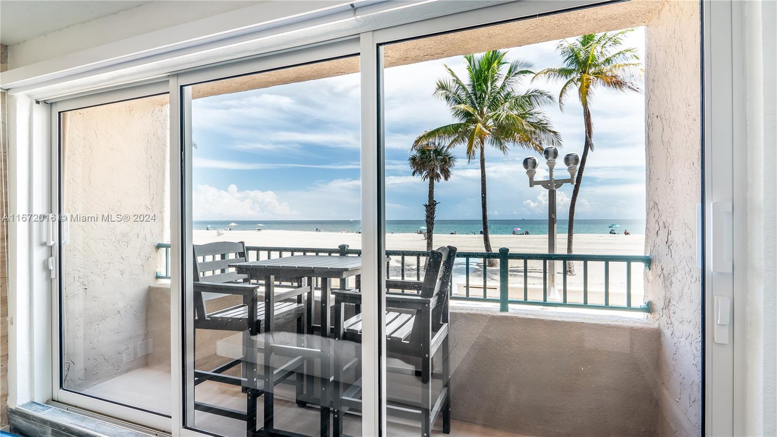 SEAHORSE OCEANSIDE APARTM - Residential Lease