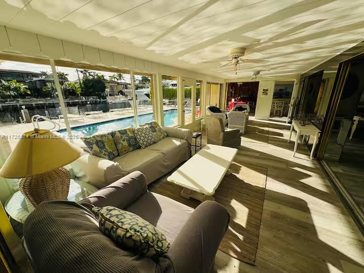 ISLA BAHIA - Residential Lease