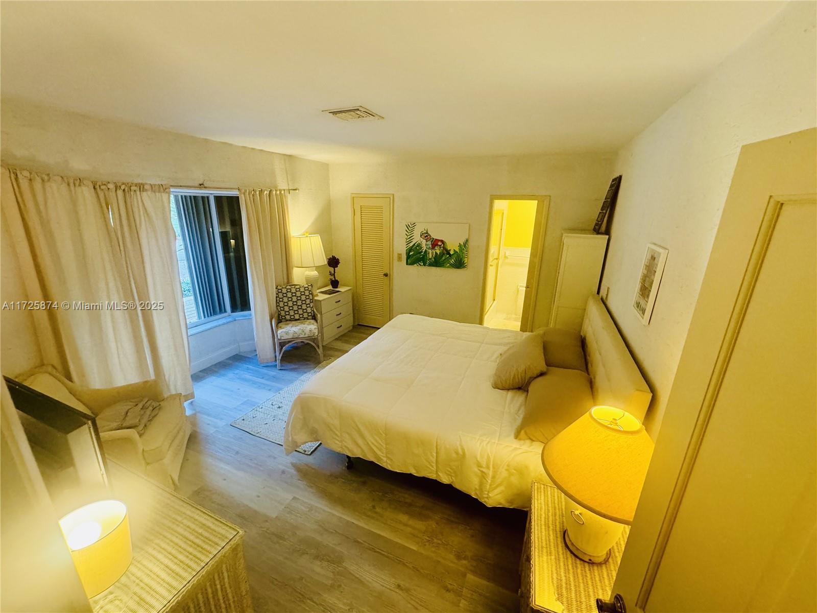 ISLA BAHIA - Residential Lease