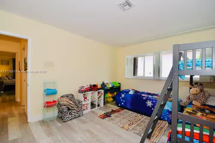 ISLA BAHIA - Residential Lease