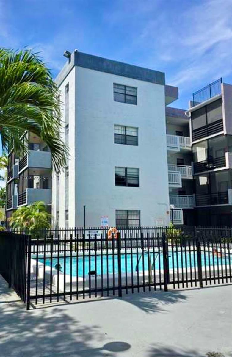 BROOKVIEW CONDO - Residential