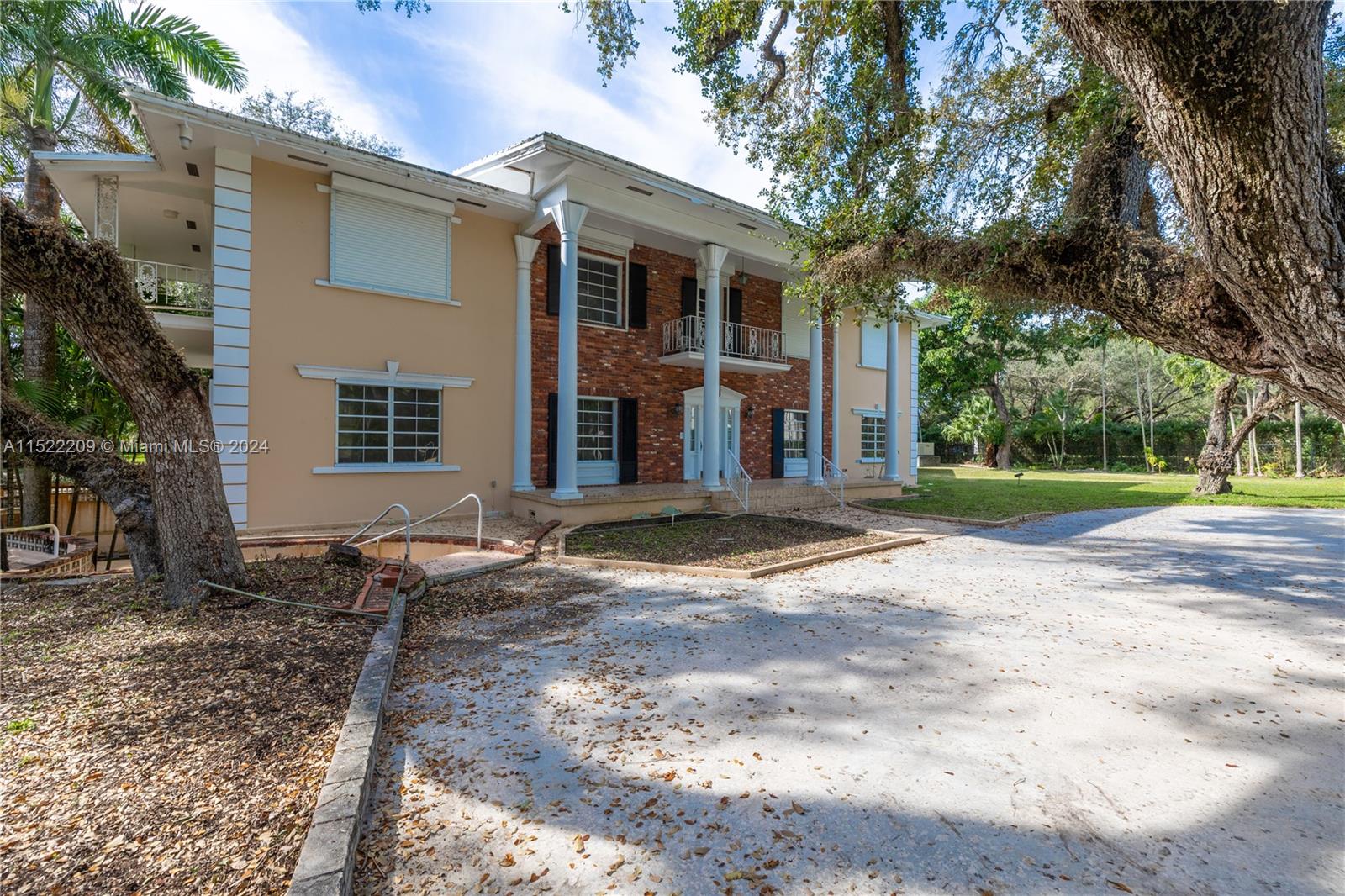 AMD PL OF JOURNEYS END - Residential