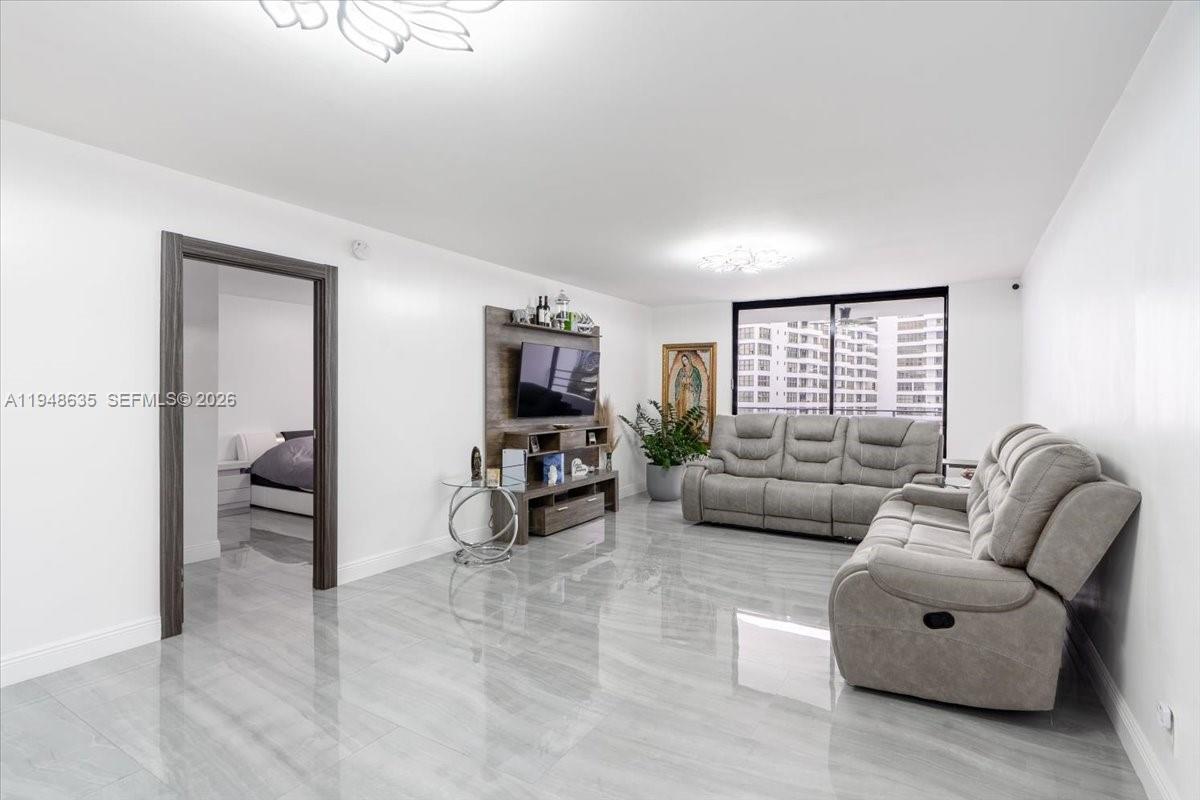 OLYMPUS CONDO PHASE - Residential