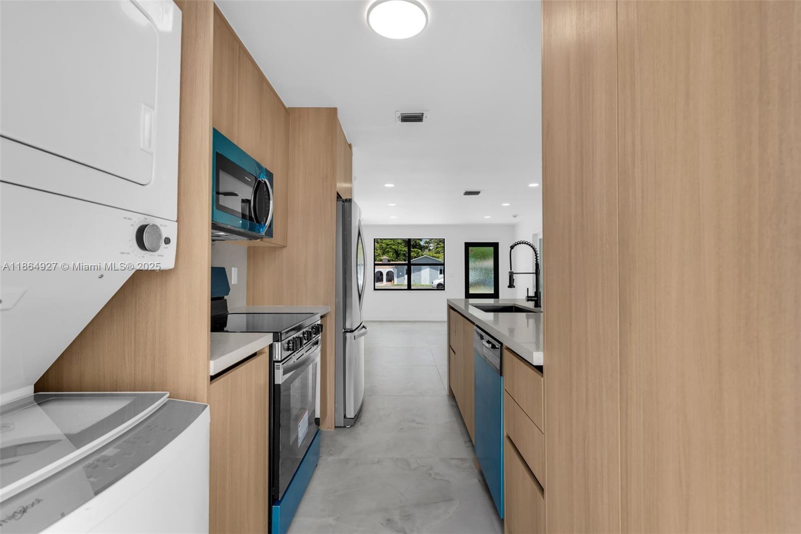 CARVER RANCHES - Residential