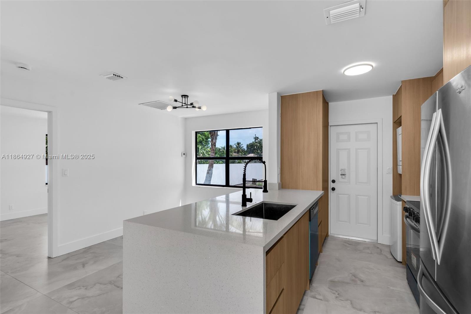 4100 SW 20th St