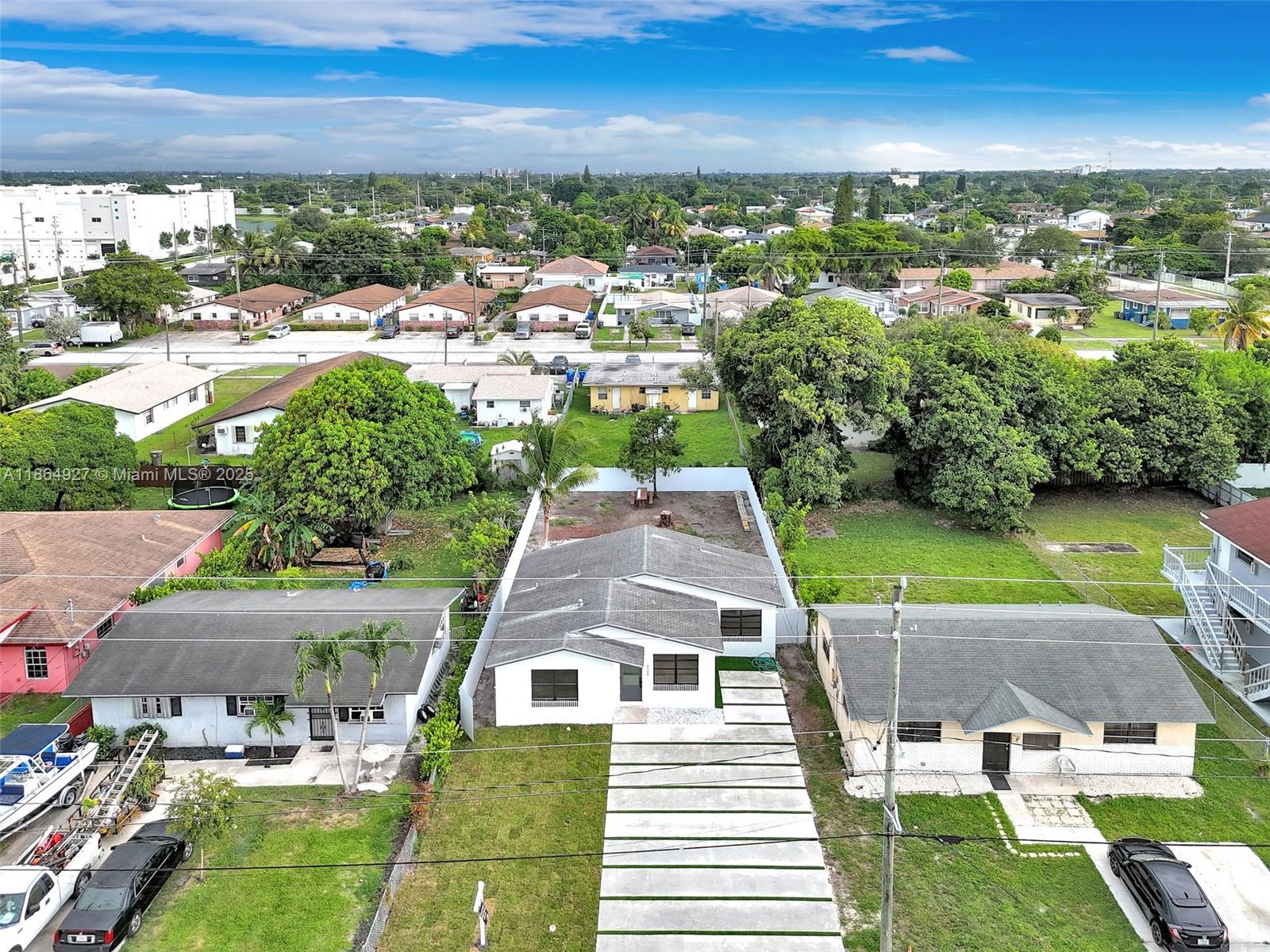 CARVER RANCHES - Residential