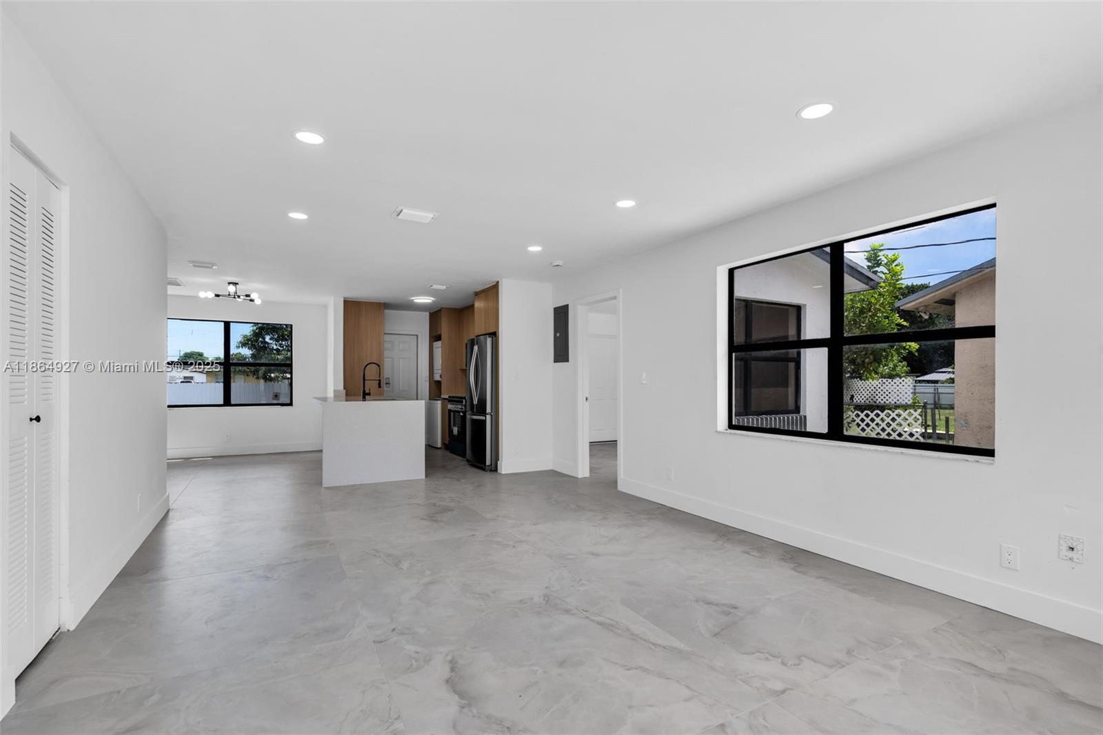 CARVER RANCHES - Residential