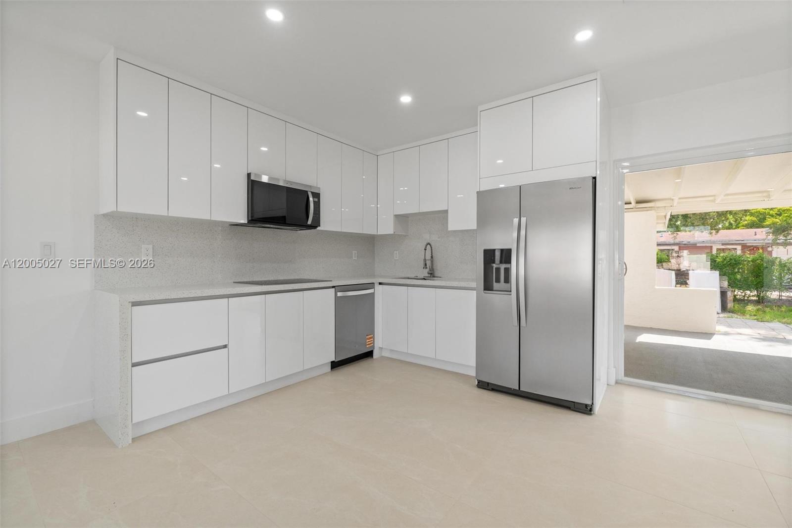 CAROL CITY - Residential