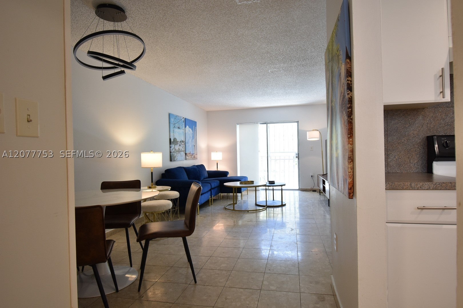1605 Meridian Ave 202