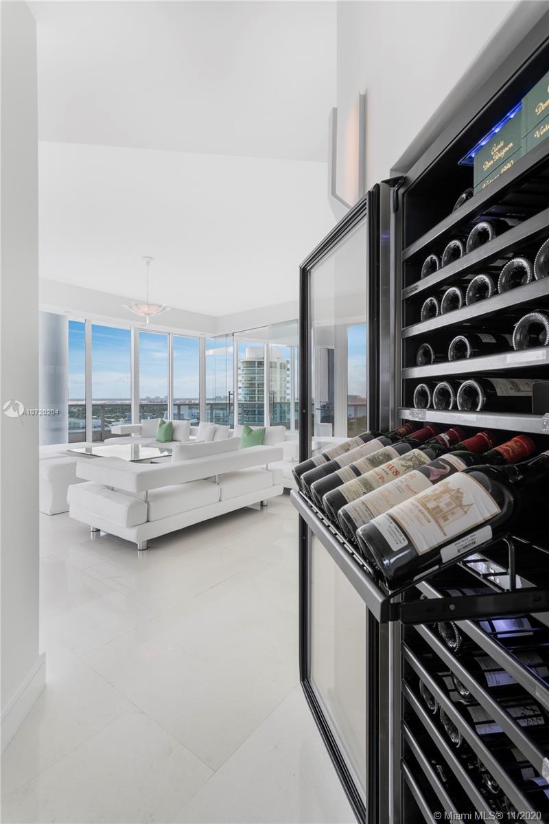 THE RESIDENCES AT THE BAT - Residential