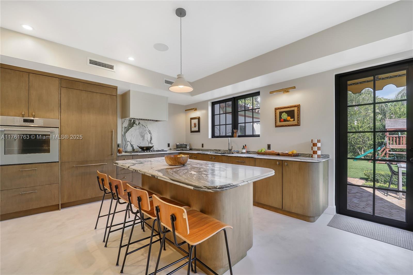 MIAMI SHORES SEC 1 AMD - Residential