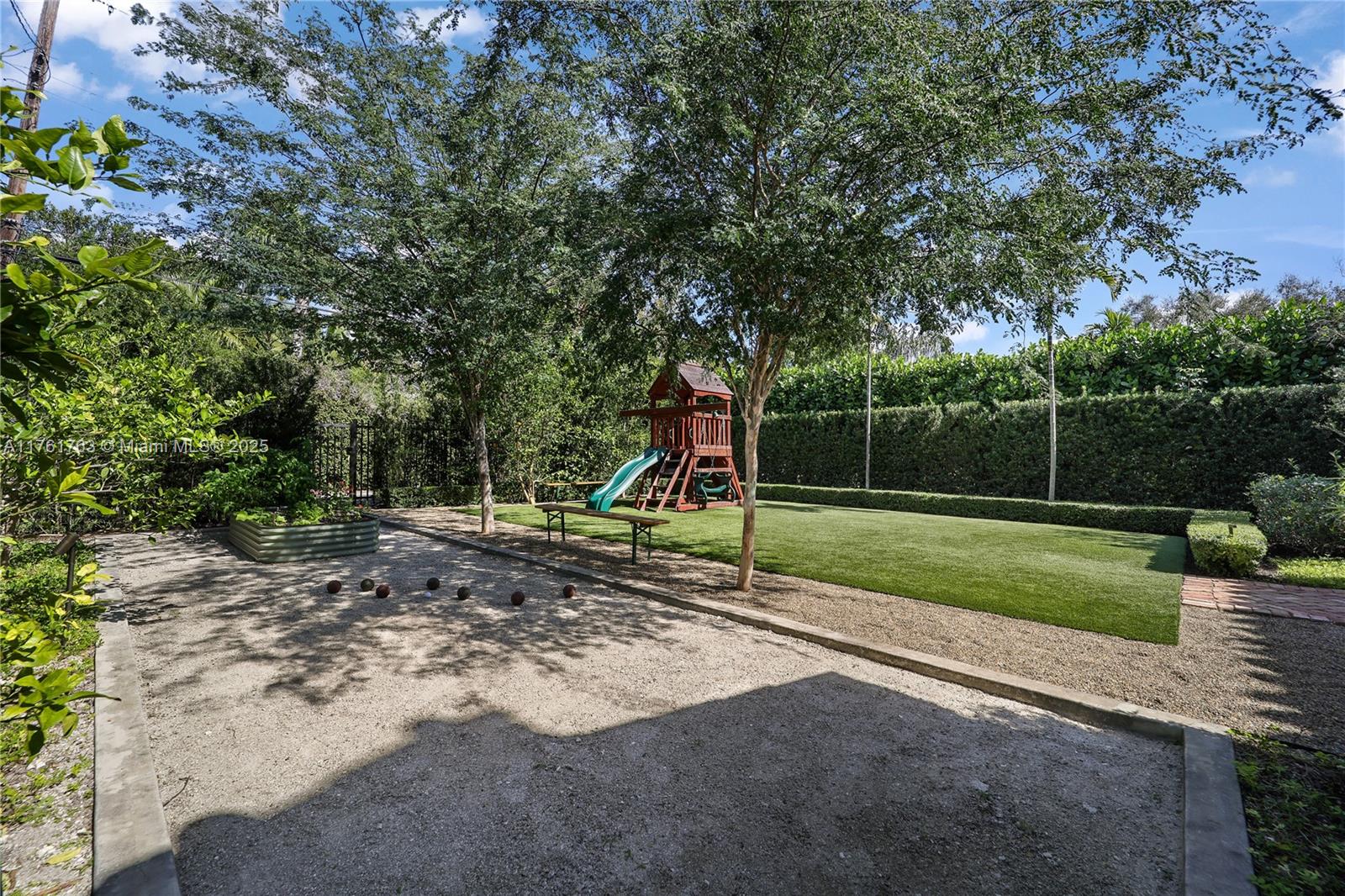 MIAMI SHORES SEC 1 AMD - Residential