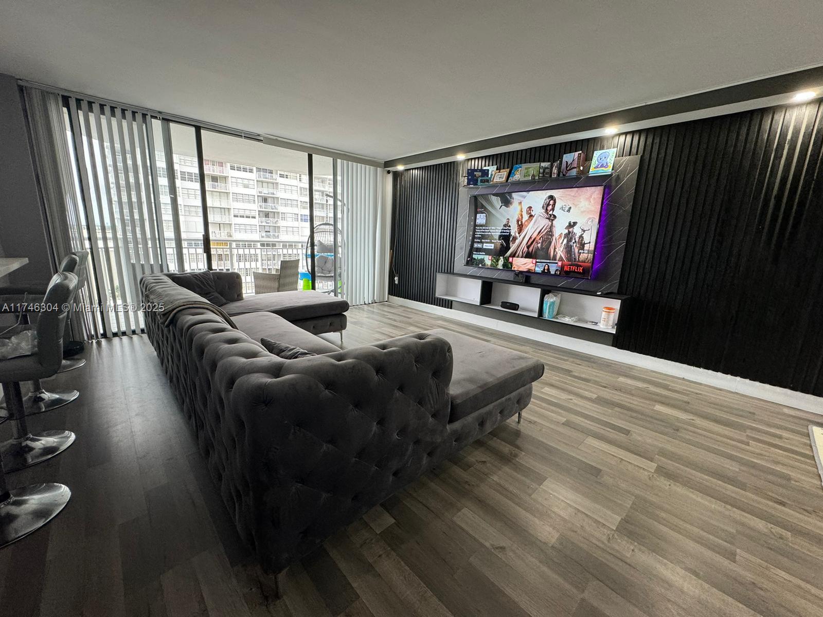 Property for Sale at 18071 Biscayne Blvd 804, Aventura, Miami-Dade County, Florida - Bedrooms: 2 
Bathrooms: 2  - $359,999