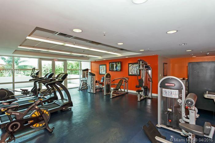 RIVER OAKS MARINA & TOWER - Residential Lease