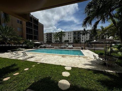 Condominium in Hialeah FL 4680 13th Ln Ln 24.jpg