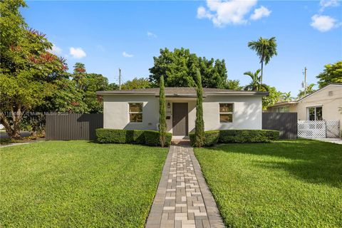 6395 SW 41st St South Miami FL 33155