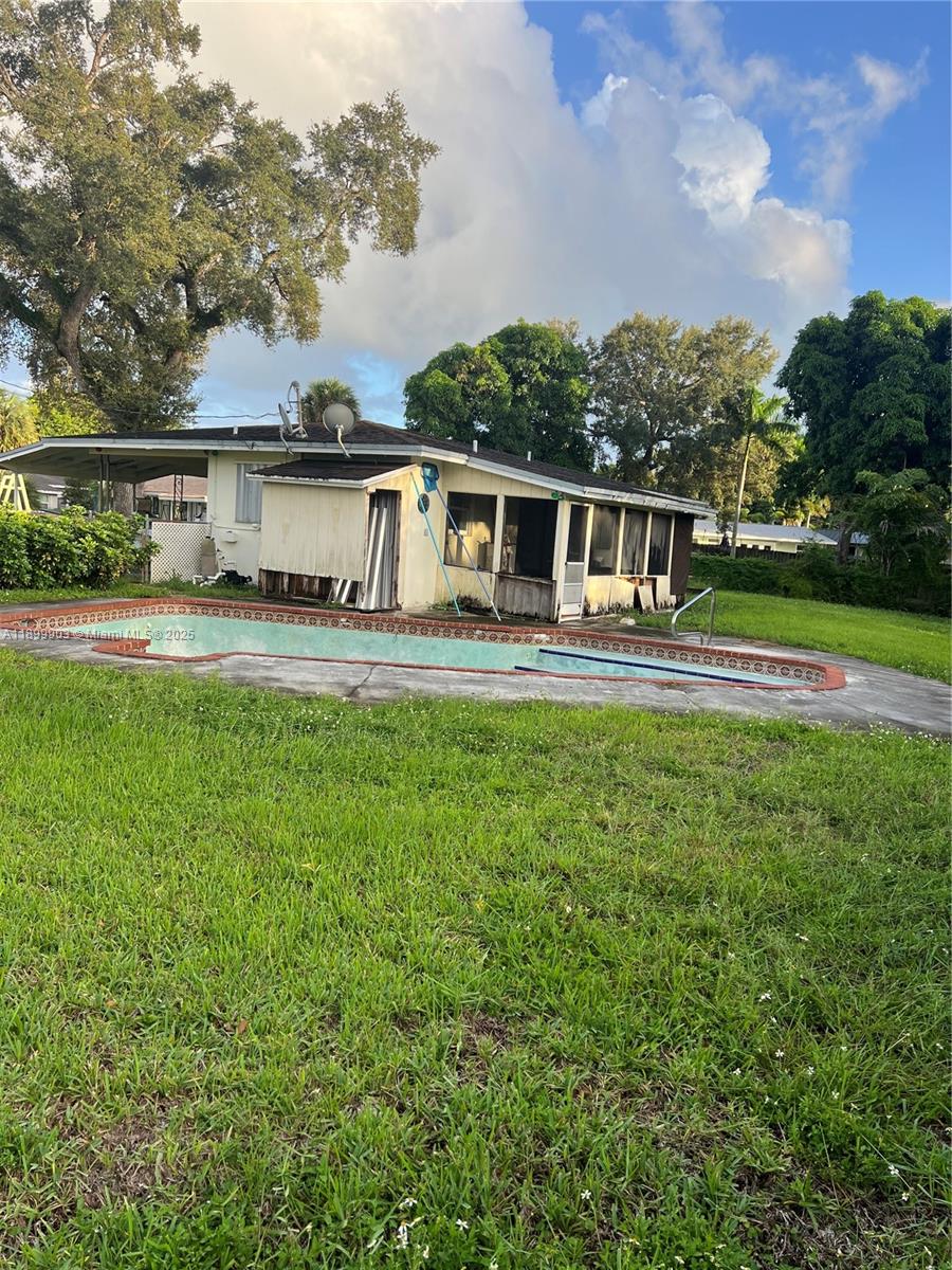 3410 SW 25th St