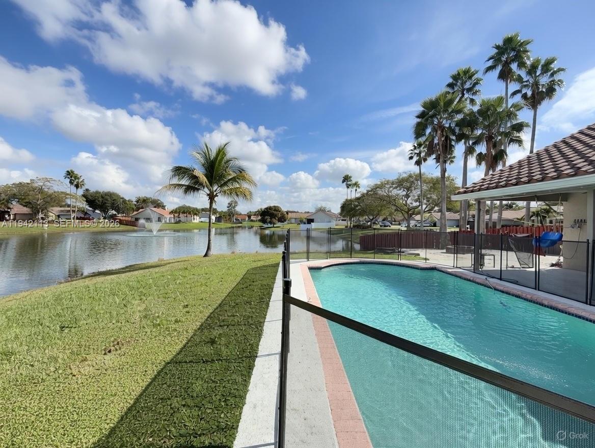 ARBORETUM AT DAVIE - Residential