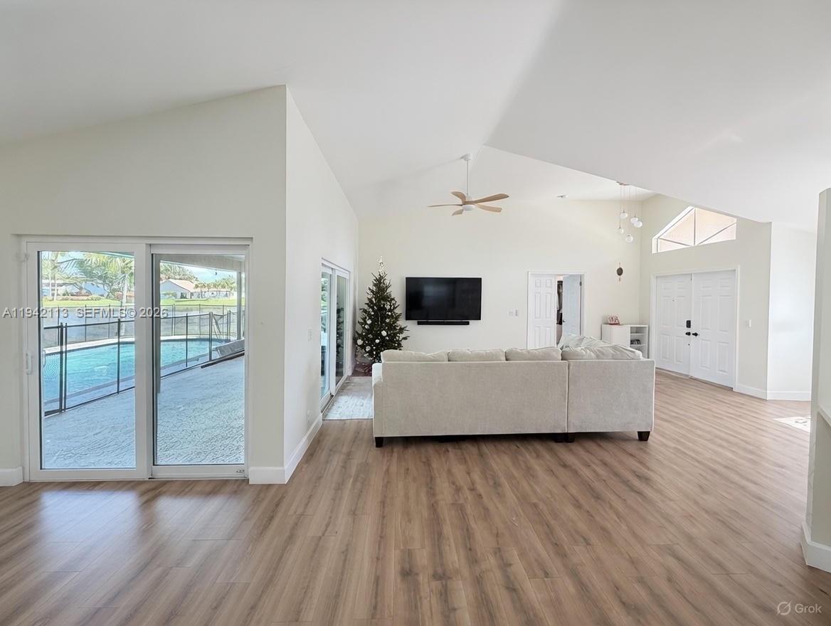 ARBORETUM AT DAVIE - Residential