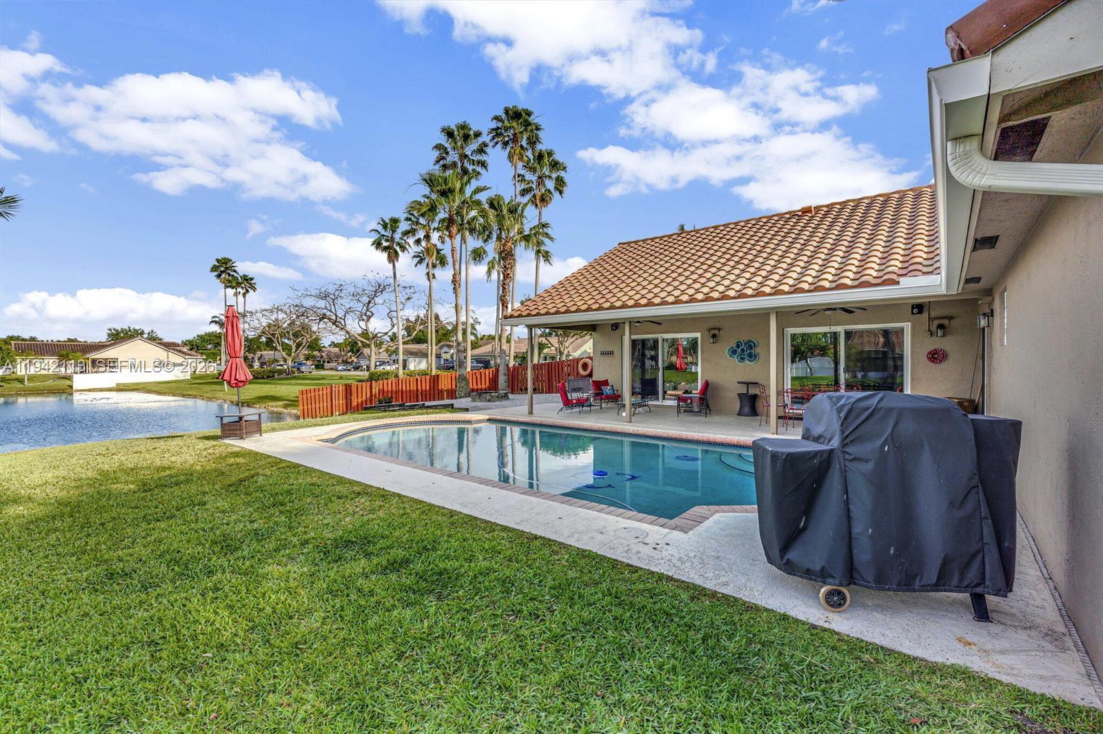 ARBORETUM AT DAVIE - Residential