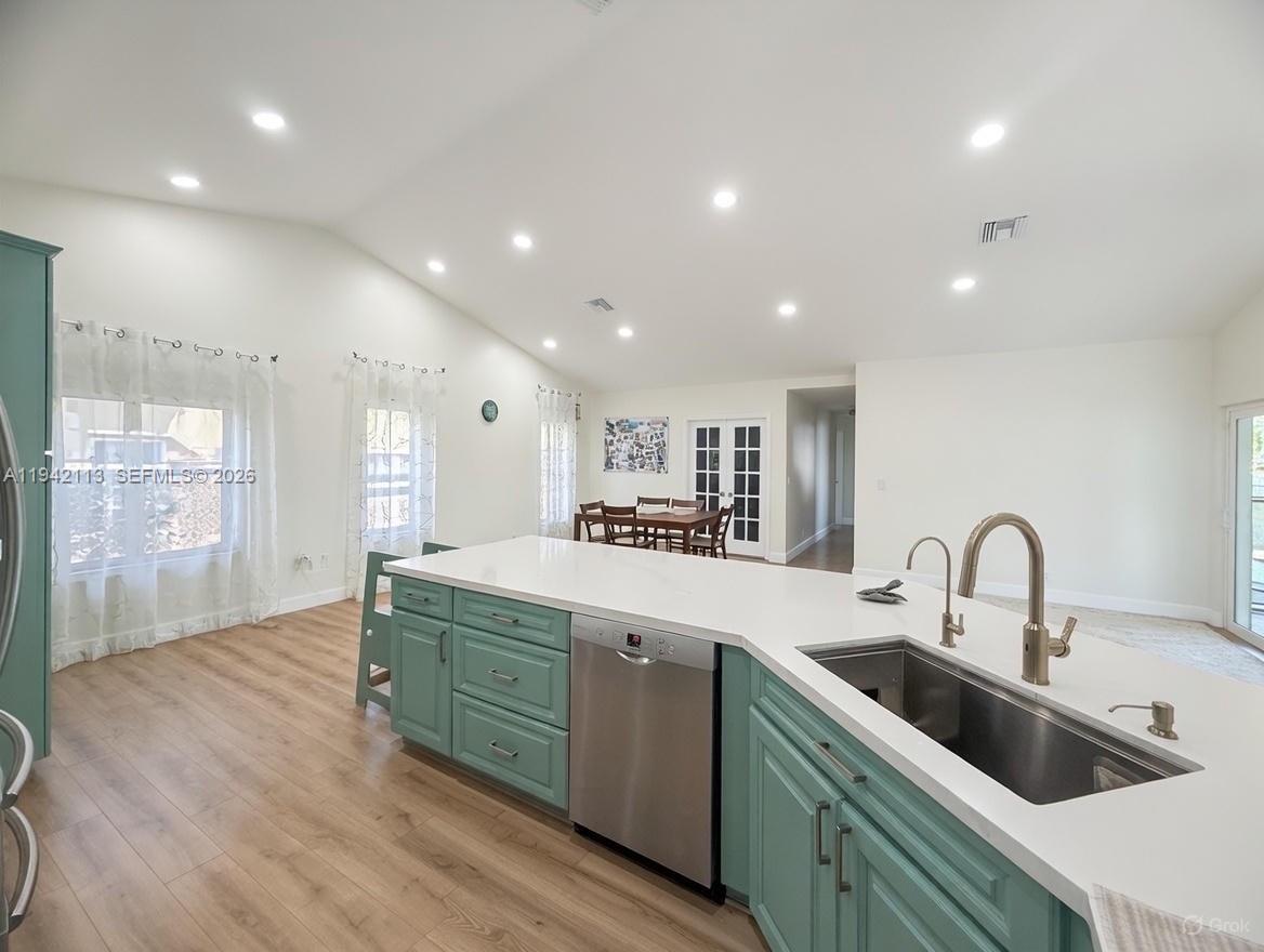 ARBORETUM AT DAVIE - Residential