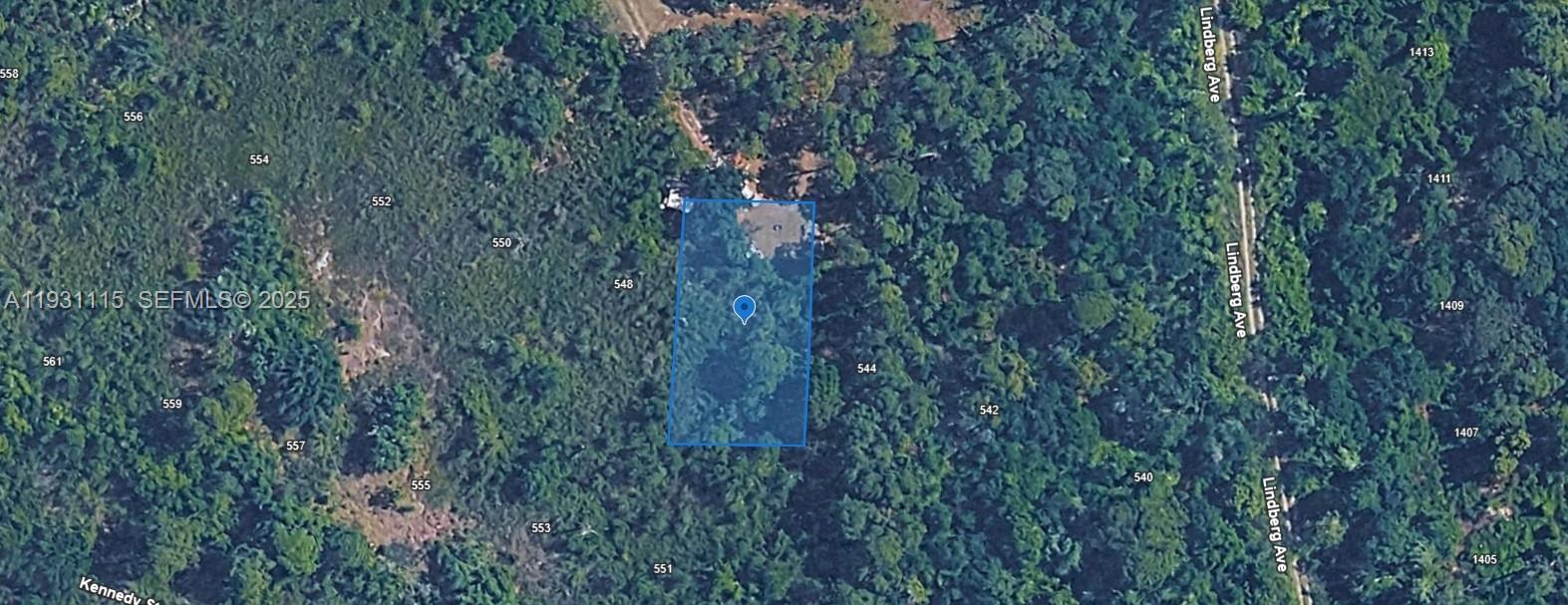 HIGHLANDS PARK - Land