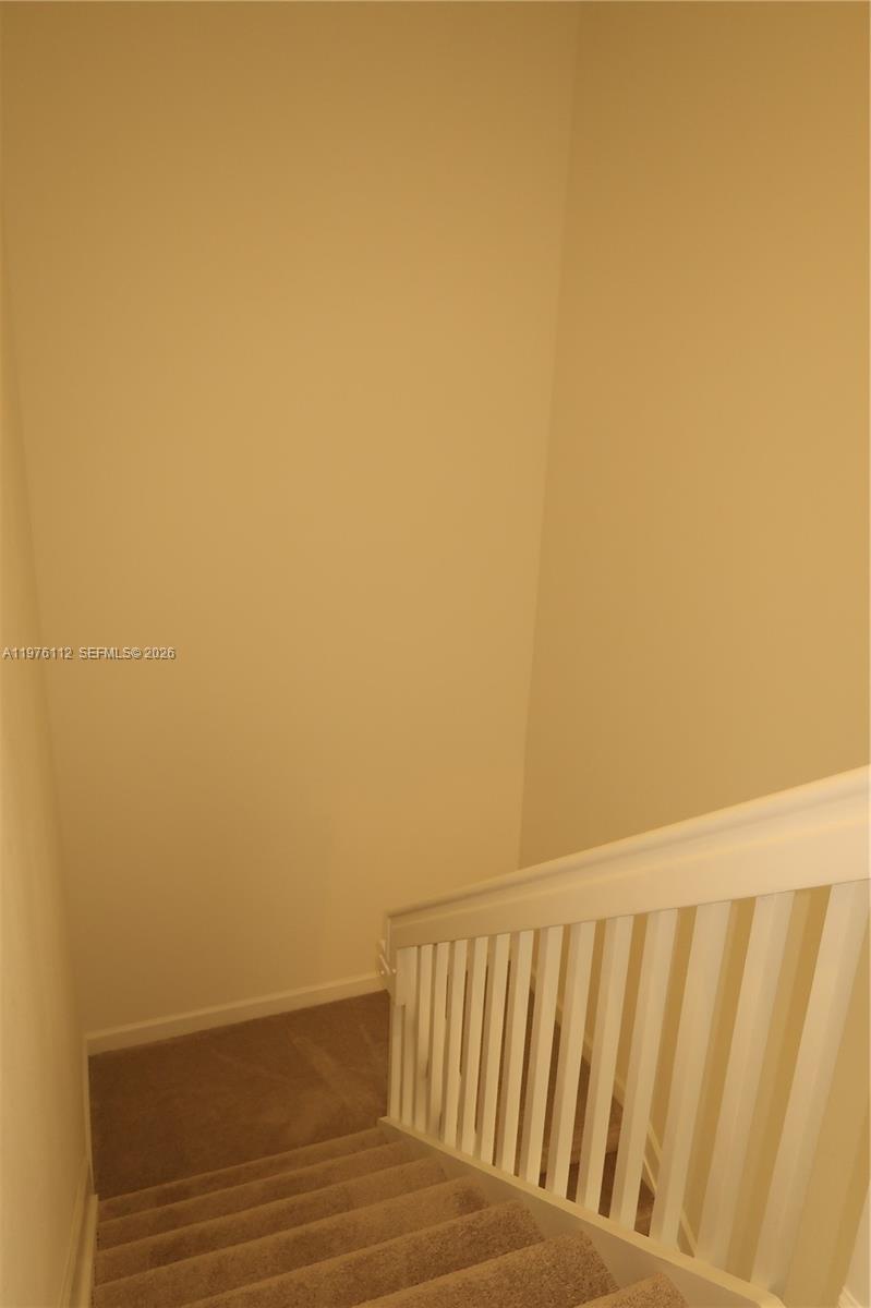 HOMESTEAD PARK OF COMMERC - Residential Lease