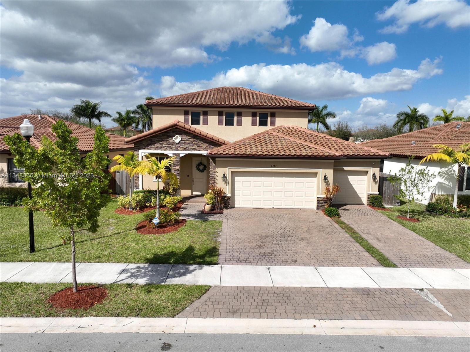 KINGMAN COMMONS - Residential