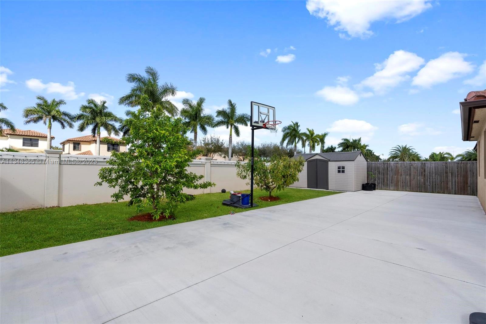 KINGMAN COMMONS - Residential