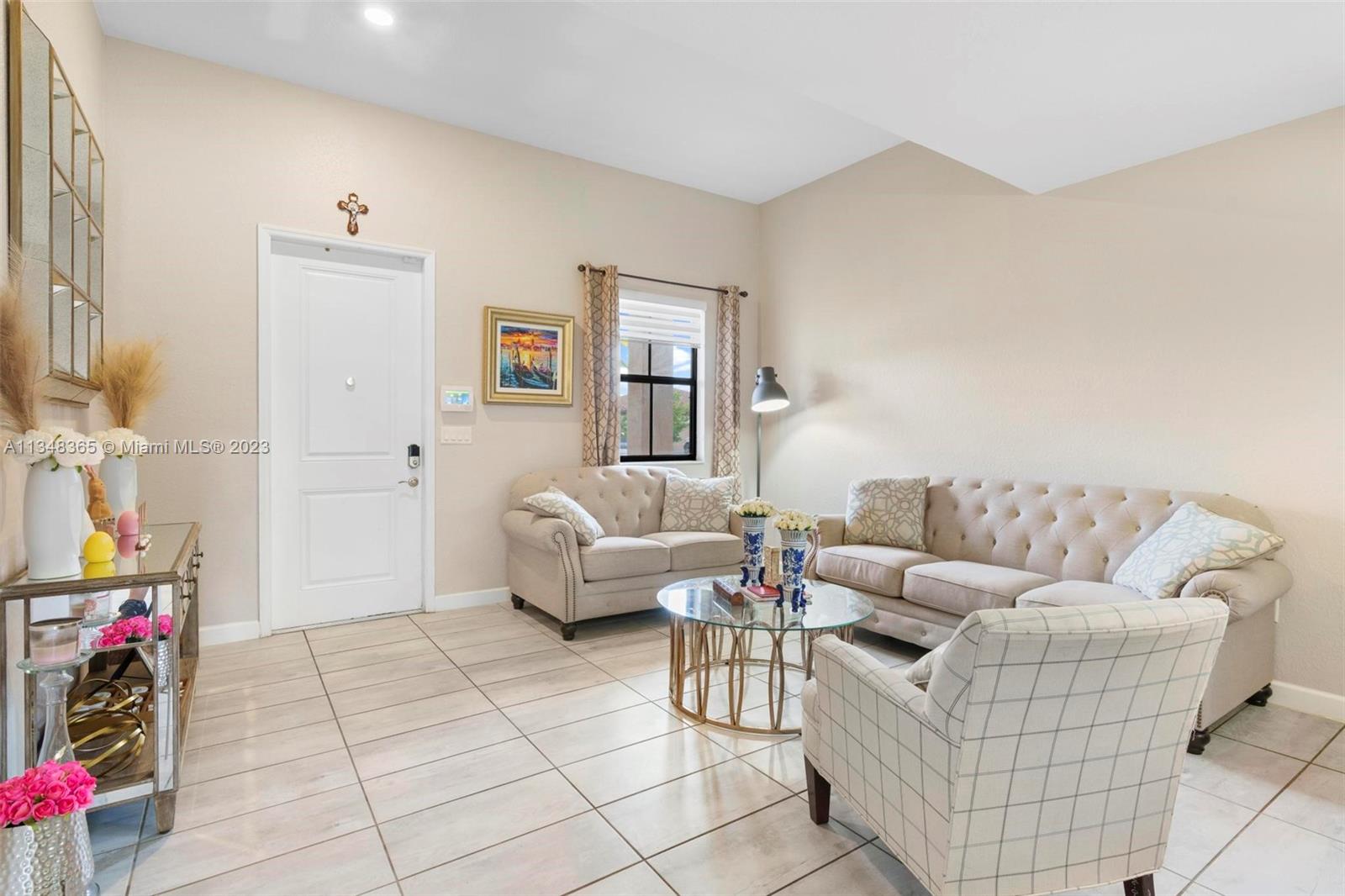 KINGMAN COMMONS - Residential