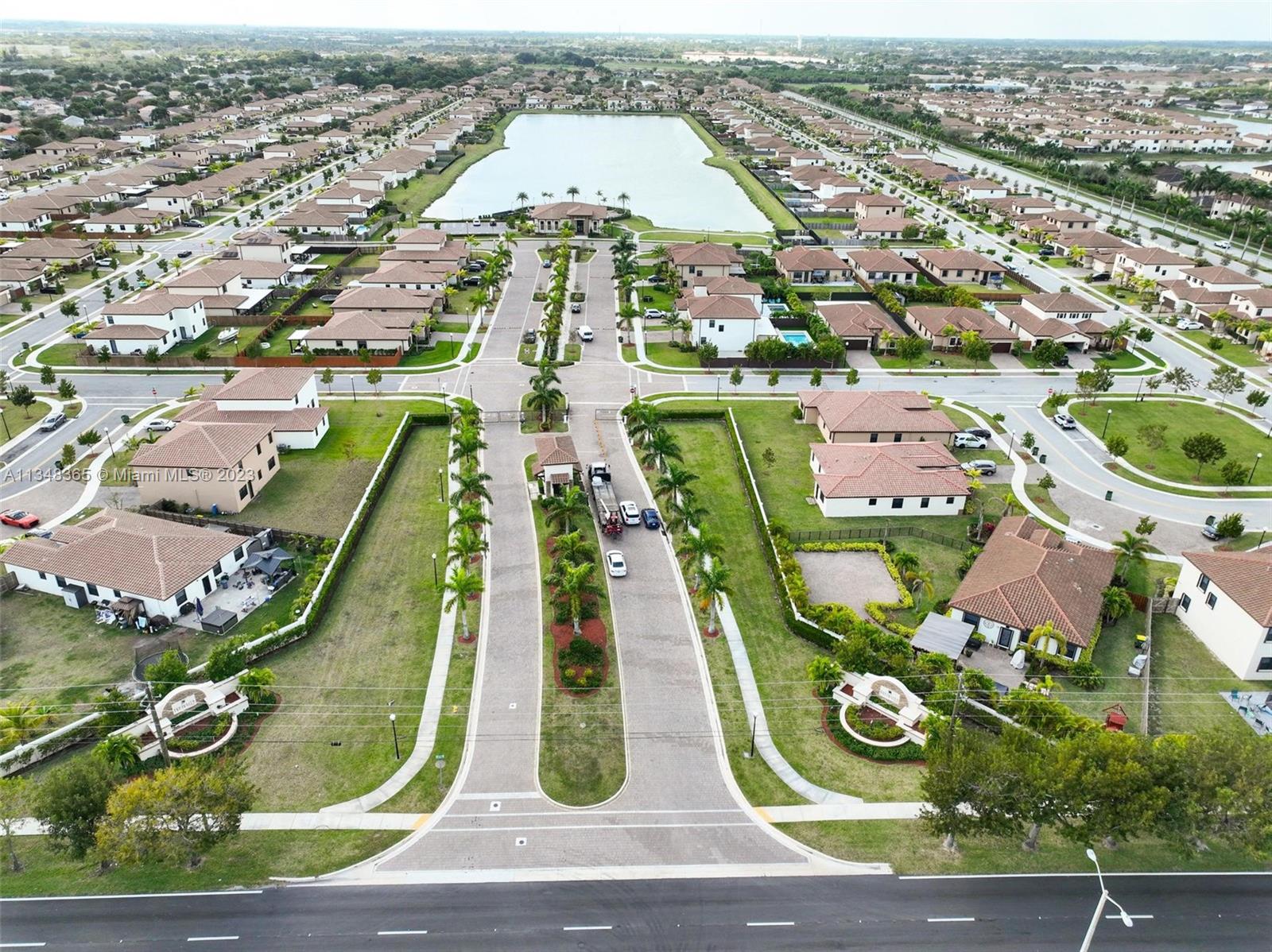 KINGMAN COMMONS - Residential