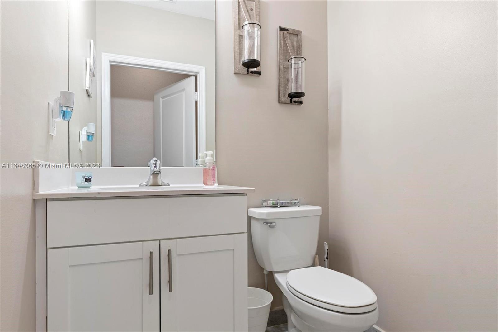 KINGMAN COMMONS - Residential