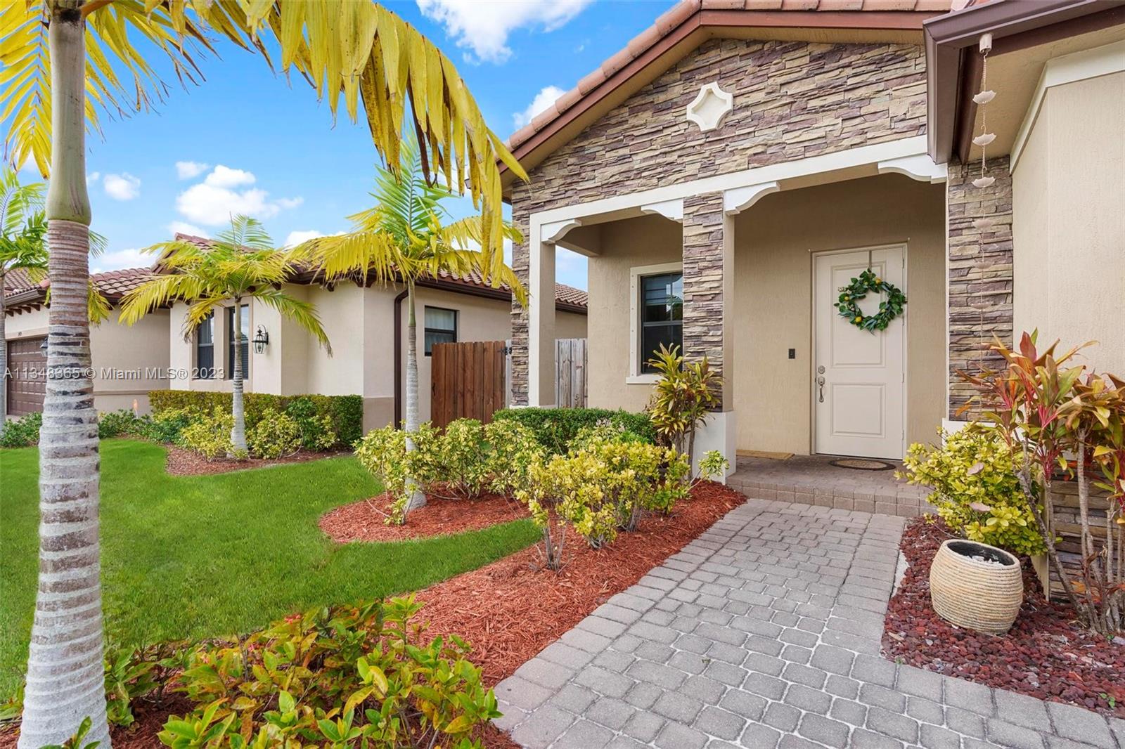 KINGMAN COMMONS - Residential