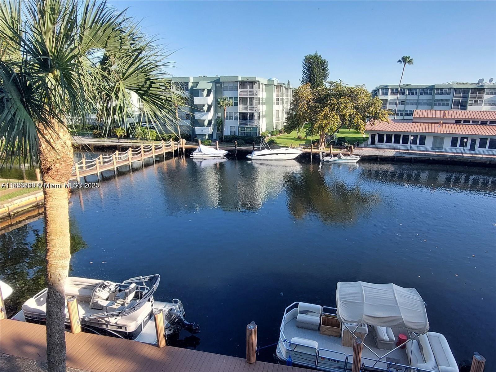 HIDDEN GEM IN HOLLYWOOD PALMS! RENOVATED AND SPARKLING CLEAN 1/1 APARTMENT WITH LARGEBALCONY AND TRANQUIL WATER VIEWS! NEWLY PAINTED, ALL NEW TILE FLOORS, NEW BATHROOM, KITCHENBAR AND STAINLESS APPLIANCES, THREE CLOSETS INCLUDING CUSTOM WALK-IN. ALL IN BEAUTIFULLYMAINTAINED COMMUNITY WITH GARDENS AND TWO POOLS, INVITING BENCHES, BUCOLIC PATHS AND DOCKS,CLUBHOUSE WITH FITNESS ROOM, SAUNA, GAME ROOM, COMMUNITY ROOM. LAUNDRY FACILITIES ON EACH FLOOR.
WALKING DISTANCE HOLLYWOOD YMCA, VOLLMAN PARK, ROTARY PARK, AND YELLOW GREEN FARMERSMARKET.
MINUTES TO MEMORIAL HOSPITAL, HOLLYWOOD DOWNTOWN AND BEACH!
AVAILABLE TO MOVE IN ON NOVEMEBR 1ST.